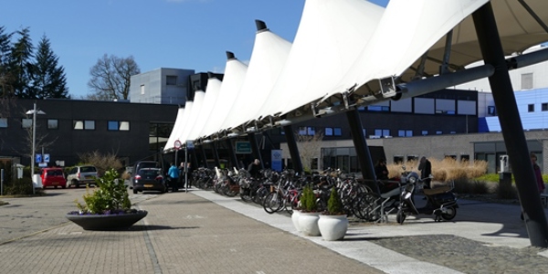 Prostaatklinieken in Oost- en Noord-Nederland bundelen krachten in kwaliteitsnetwerk Prostaatklinieken in Oost- en Noord-Nederland bundelen krachten in kwaliteitsnetwerk